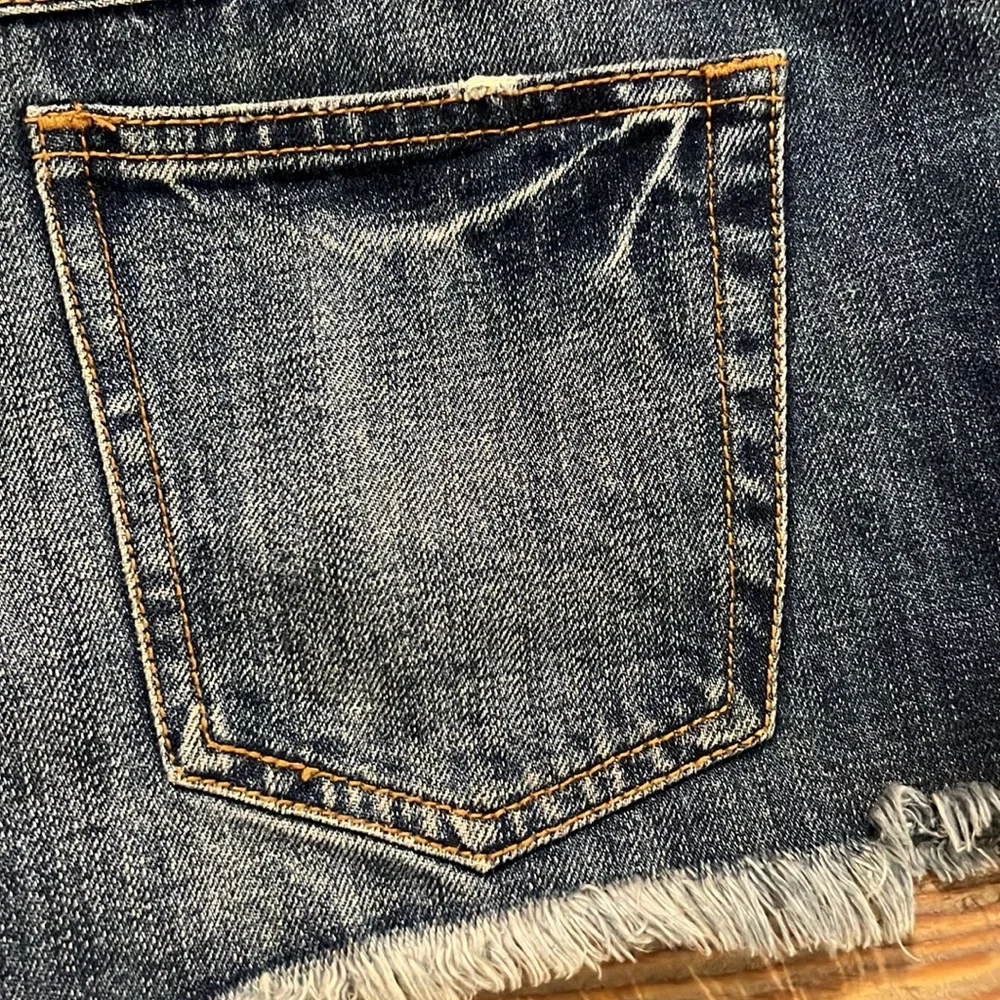 Free People Frayed Denim Jean Shorts W24 - Picture 6 of 6